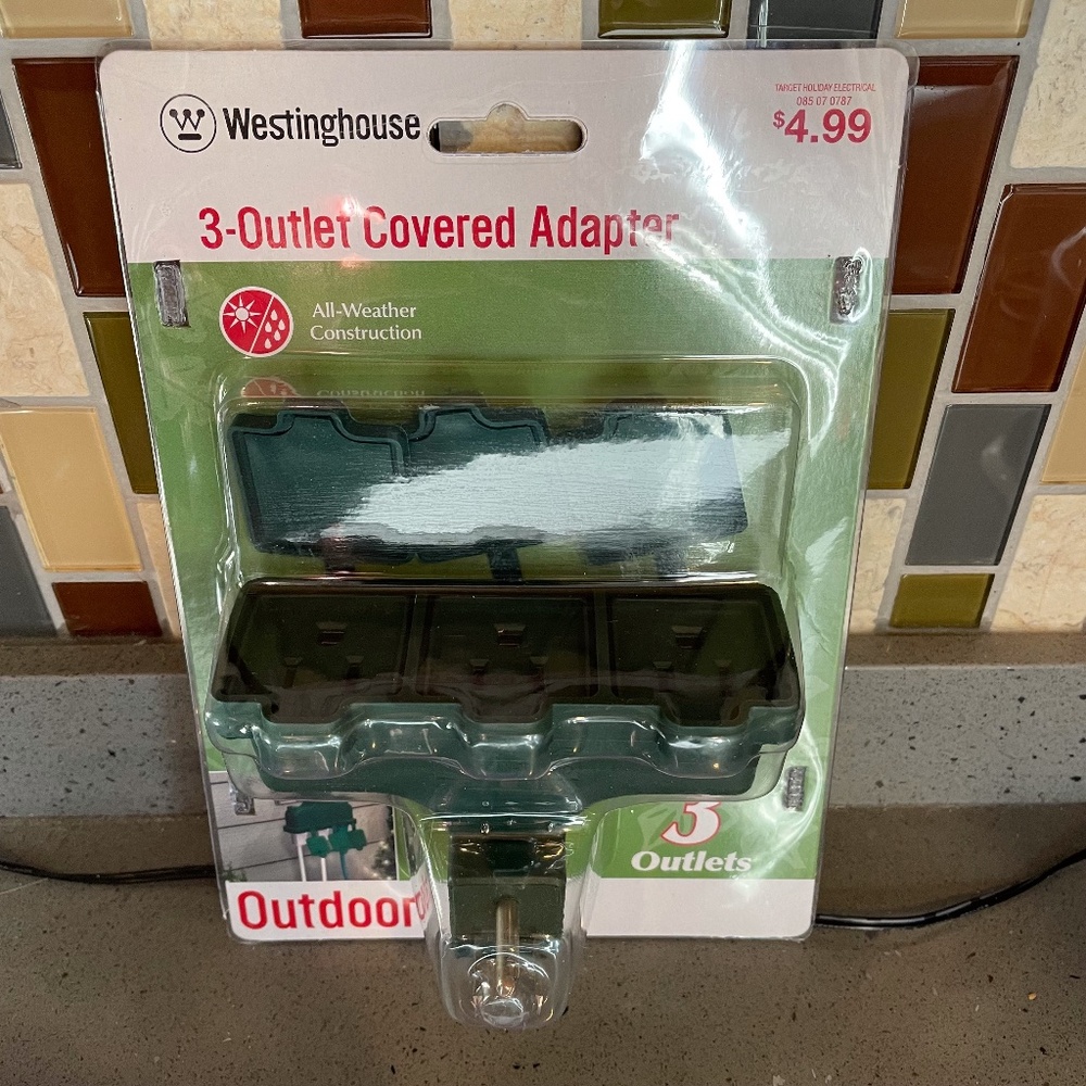 Westinghouse Outdoor 3 outlet covered adapter